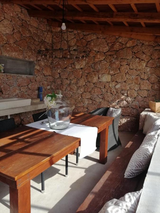 Apartmani Nila Sveta Nedelja  Buitenkant foto