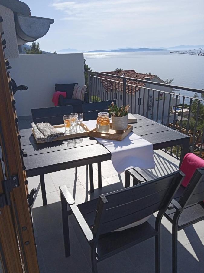 Apartmani Nila Sveta Nedelja  Kamer foto