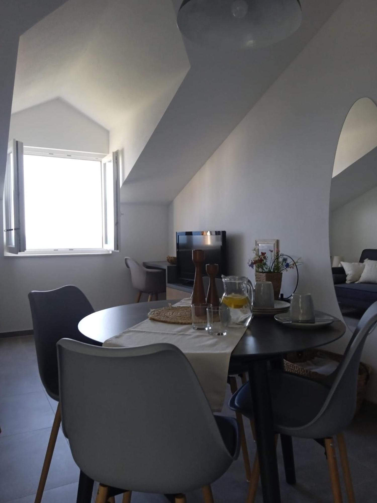 Apartmani Nila Sveta Nedelja  Buitenkant foto