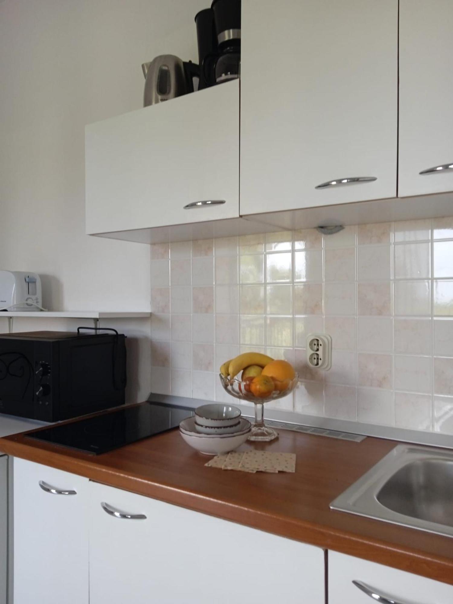 Apartmani Nila Sveta Nedelja  Buitenkant foto